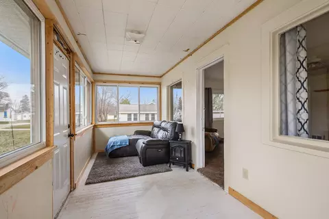5741 Wealthy St, Newaygo, MI 49337 photo 3