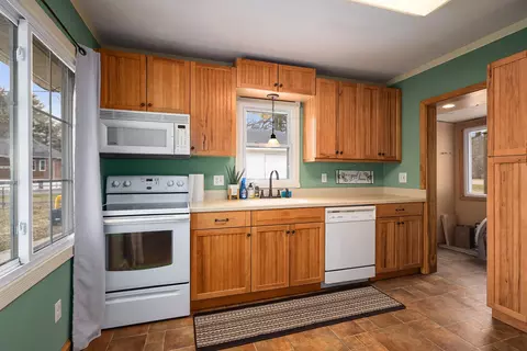 5741 Wealthy St, Newaygo, MI 49337 photo 8