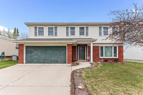 24380 Hampton Hill St, Novi, MI 48375