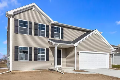 804 Hollyhock Dr, Greenville, MI 48838