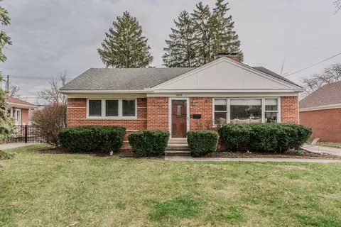 1645 Greenview Dr, Ann Arbor, MI 48103