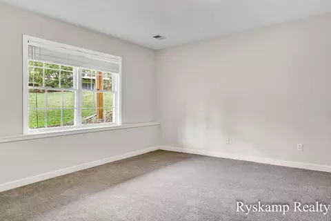 36 Spring Arbor Ct SE #35, Ada, MI 49301 photo 41
