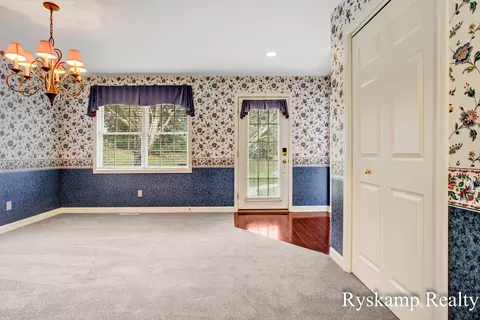 36 Spring Arbor Ct SE #35, Ada, MI 49301 photo 6