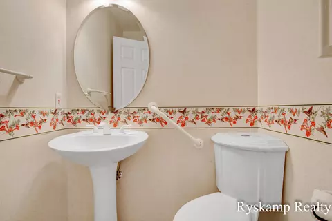 36 Spring Arbor Ct SE #35, Ada, MI 49301 photo 34