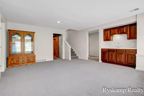 36 Spring Arbor Ct SE #35, Ada, MI 49301 photo 37
