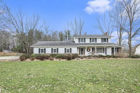 3613 Jordan Lake St, Lake Odessa, MI 48849