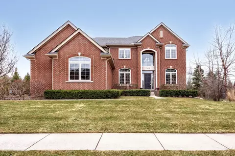 22450 Cyprus Dr, Northville, MI 48167