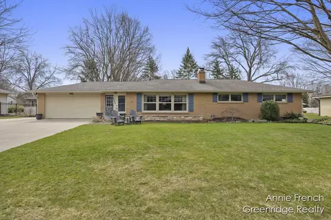 1240 Janice St, Holland, MI 49423