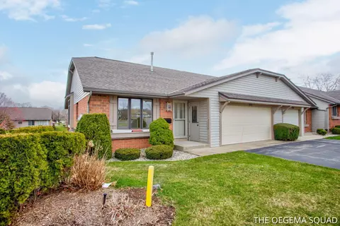 175 S Zeeland Pkwy, Zeeland, MI 49464