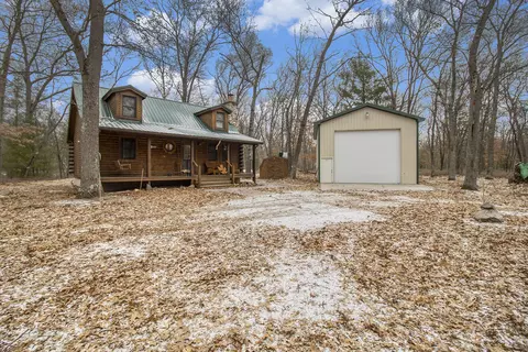 12512 S Star Lake Dr, Baldwin, MI 49304