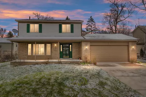 2759 Dearborn Ave, Rochester Hills, MI 48309