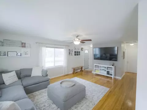 8420 Huron River Dr, Dexter, MI 48130 photo 2