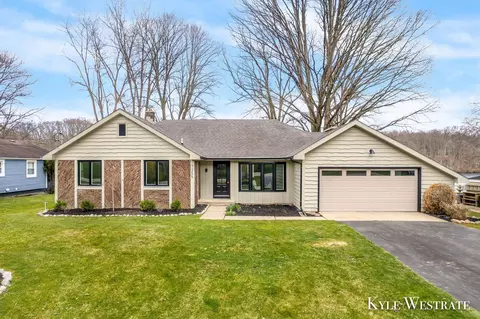 7255 Kilmer Dr SE, Grand Rapids, MI 49512