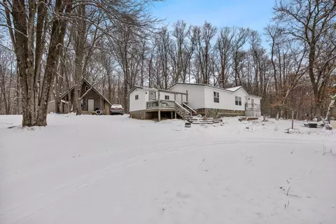 5784 E 24th St, Chase, MI 49623