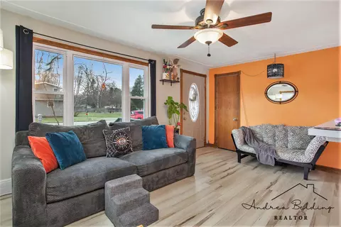 508 Roosevelt St, Belding, MI 48809 photo 7