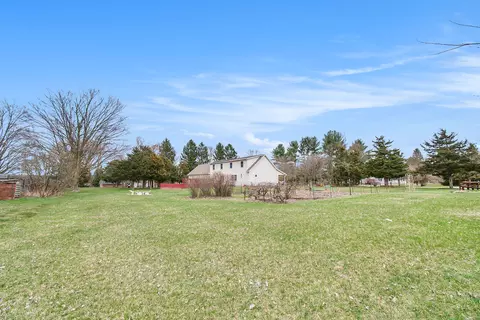 8050 Roepke Ct, Gregory, MI 48137 photo 40