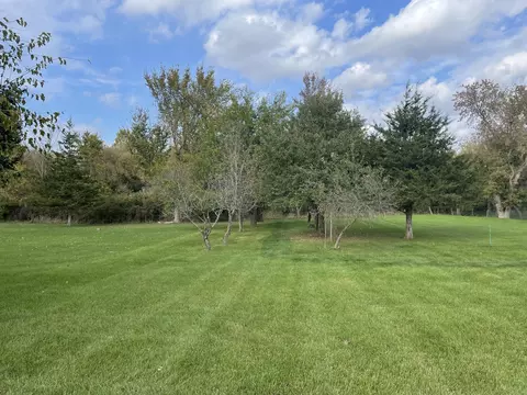 8050 Roepke Ct, Gregory, MI 48137 photo 38