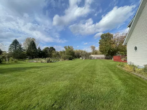 8050 Roepke Ct, Gregory, MI 48137 photo 36