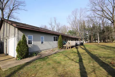22707 Riverside Dr, Mendon, MI 49072 photo 4