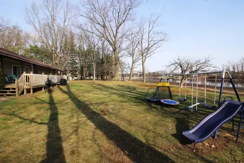 22707 Riverside Dr, Mendon, MI 49072 photo 6