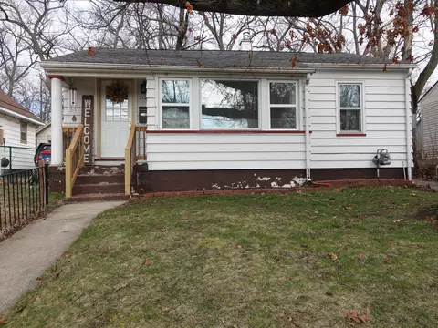 2120 Towner Ave SW, Grand Rapids, MI 49507