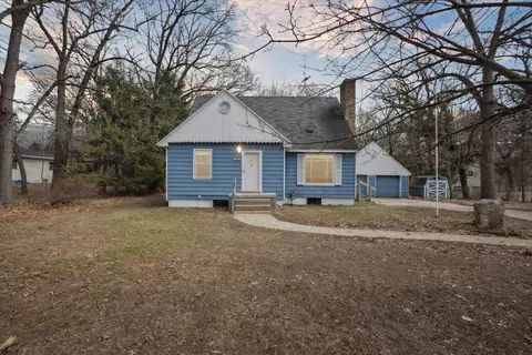 3808 Oak Valley Ave SW, Wyoming, MI 49519