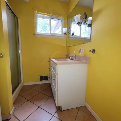 574 Christopher Rd, Jackson, MI 49203 photo 11