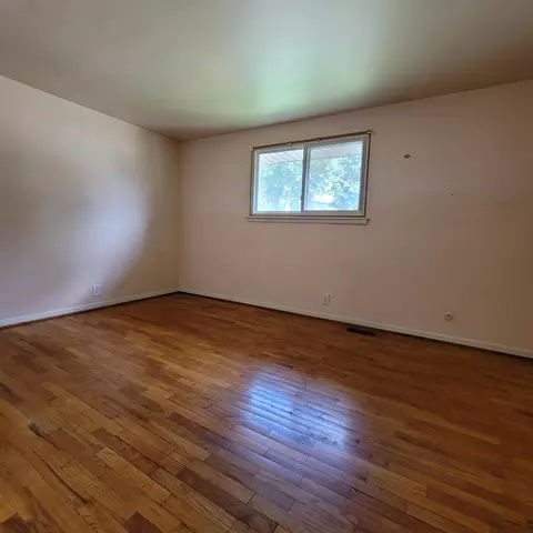 574 Christopher Rd, Jackson, MI 49203 photo 14