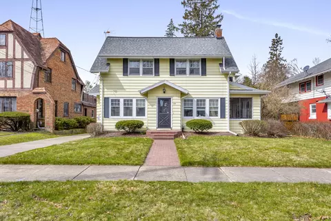 314 S Bowen St, Jackson, MI 49203 photo 2
