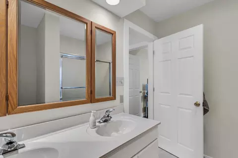 314 S Bowen St, Jackson, MI 49203 photo 40