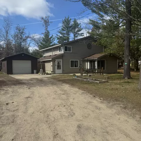 8313 S Montgomery Ave, Baldwin, MI 49304