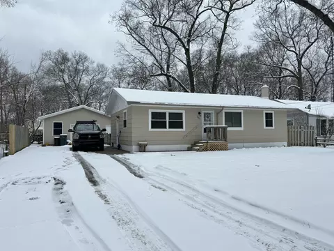 2007 Whitehall Rd, Muskegon, MI 49445