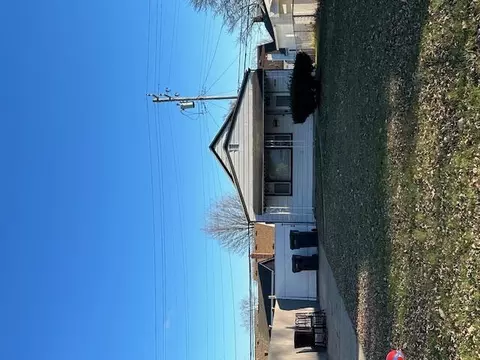18240 Robert St, Melvindale, MI 48122