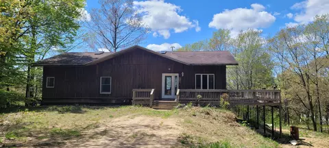 Exterior - 7190 W Fox Rd, Mears, MI 49436 photo 2 of 20