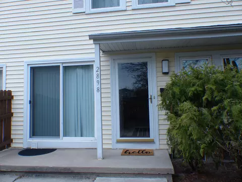 2898 Roundtree Blvd, Ypsilanti, MI 48197
