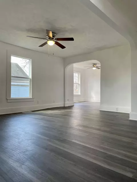 509 Cherry St, Niles, MI 49120 photo 3