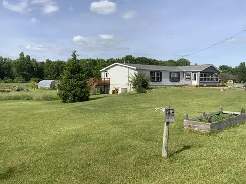 4146 N Dearing Rd, Parma, MI 49269