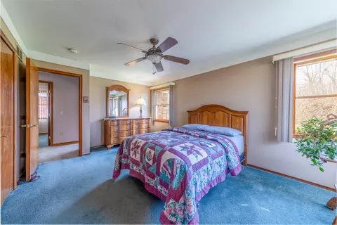 Bedroom - 38850 Barth Rd St, Romulus, MI 48174 photo 2 of 3