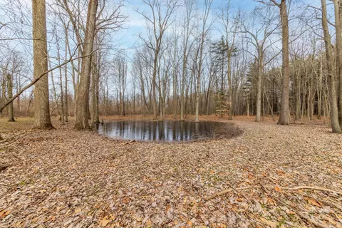 View/Area - 38850 Barth Rd St, Romulus, MI 48174 photo 3 of 6