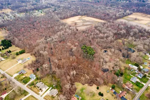 View/Area - 38850 Barth Rd St, Romulus, MI 48174 photo 5 of 6