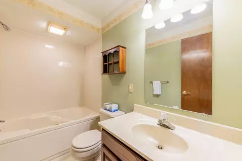 Bath - 38850 Barth Rd St, Romulus, MI 48174 photo 1 of 2