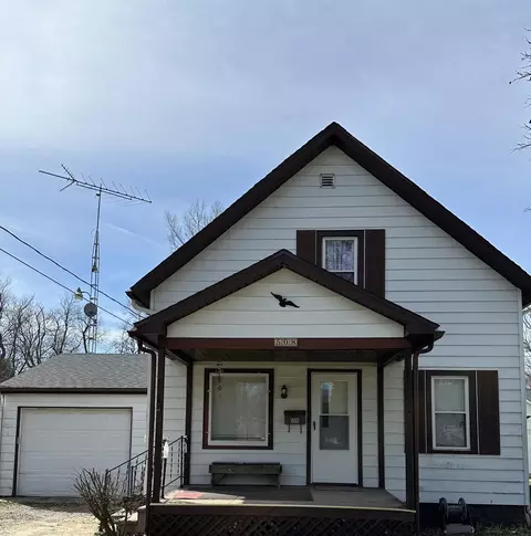 508 Maumee St, Jonesville, MI 49250