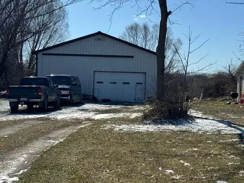 5884 134th Ave, Hamilton, MI 49419