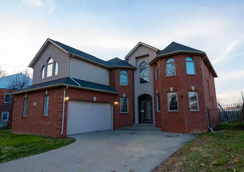 2368 Woodstock Dr, Detroit, MI 48203