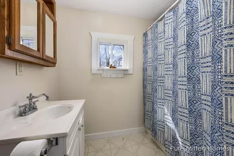 505 Kiddville St, Belding, MI 48809 photo 14