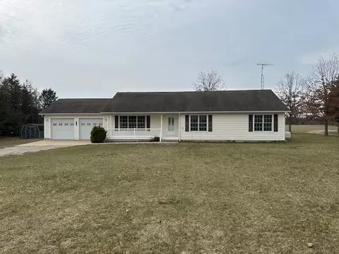 21315 205th Ave, Big Rapids, MI 49307