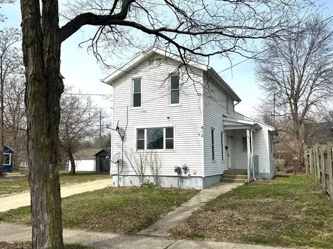 612 Homewild Ave, Jackson, MI 49201