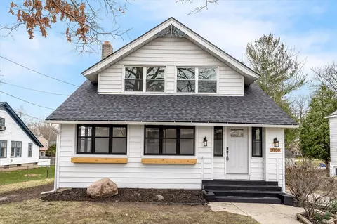 3738 Kalamazoo Ave SE, Grand Rapids, MI 49508
