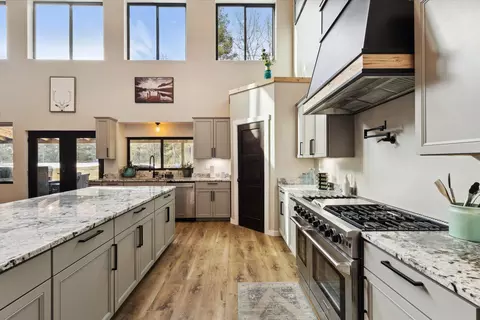 Kitchen - 9330 E 56th St, Newaygo, MI 49337 photo 4 of 6