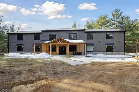 Exterior - 9330 E 56th St, Newaygo, MI 49337 photo 3 of 20